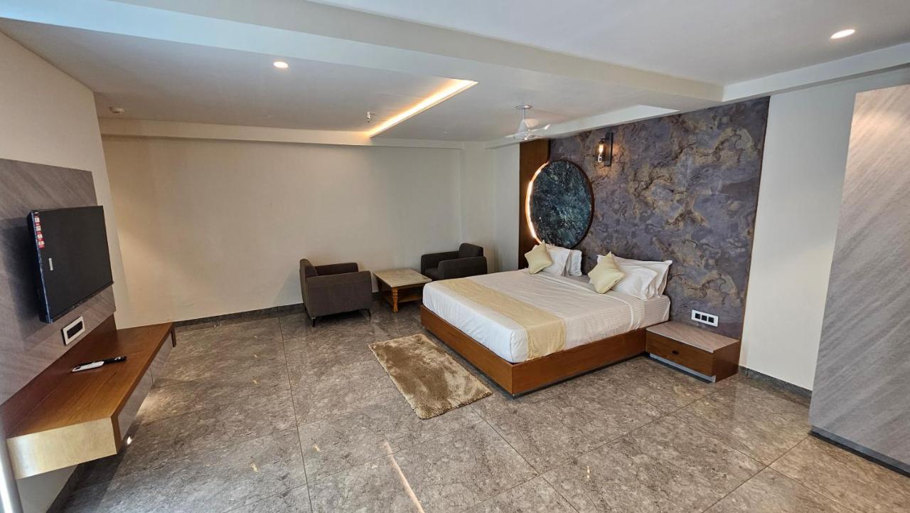 Rds Hotel Amhedabad Dış mekan fotoğraf