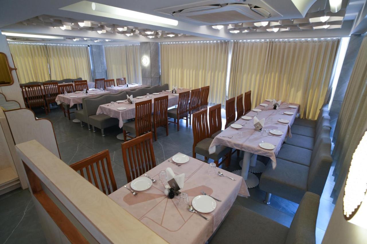 Rds Hotel Amhedabad Dış mekan fotoğraf