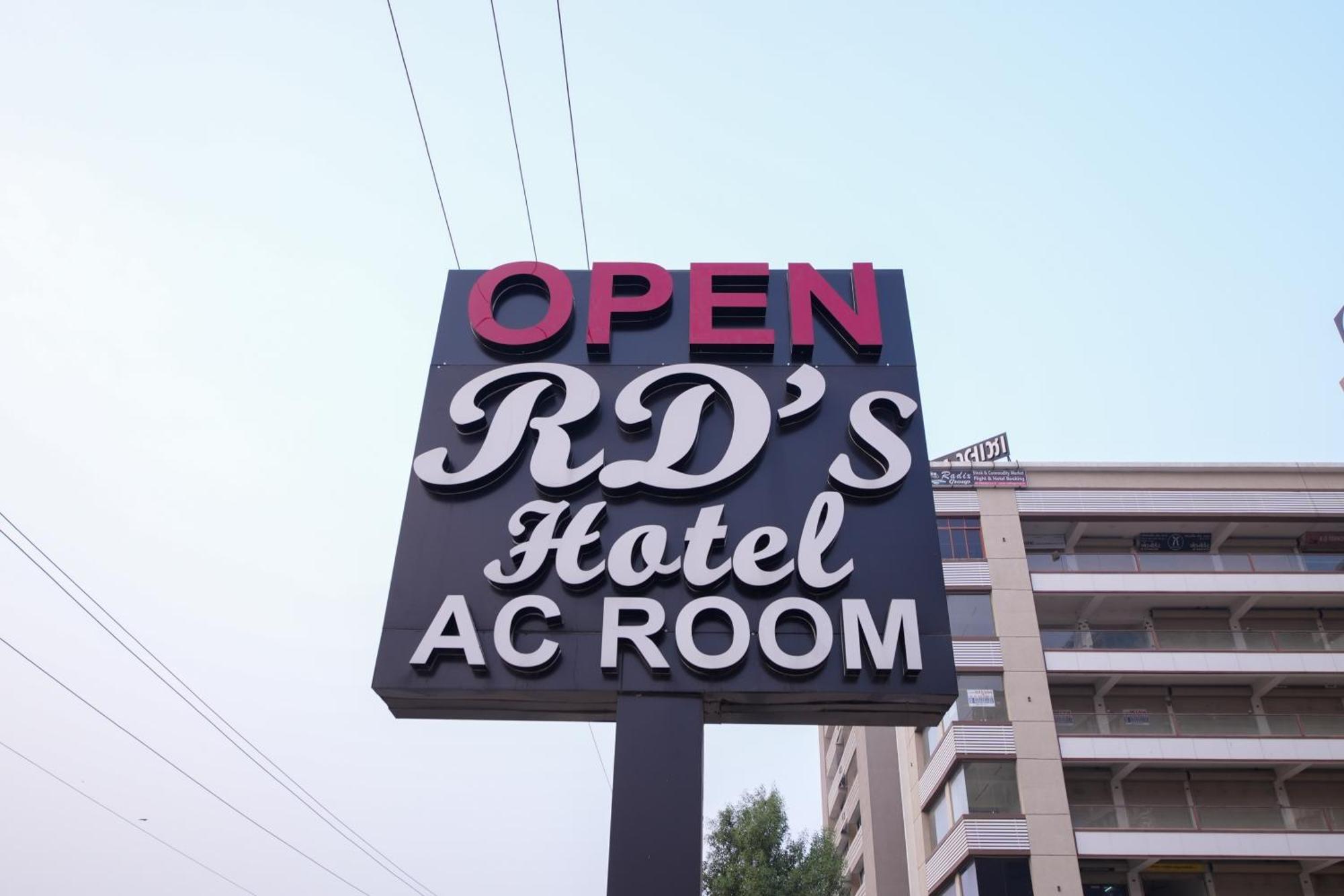Rds Hotel Amhedabad Dış mekan fotoğraf