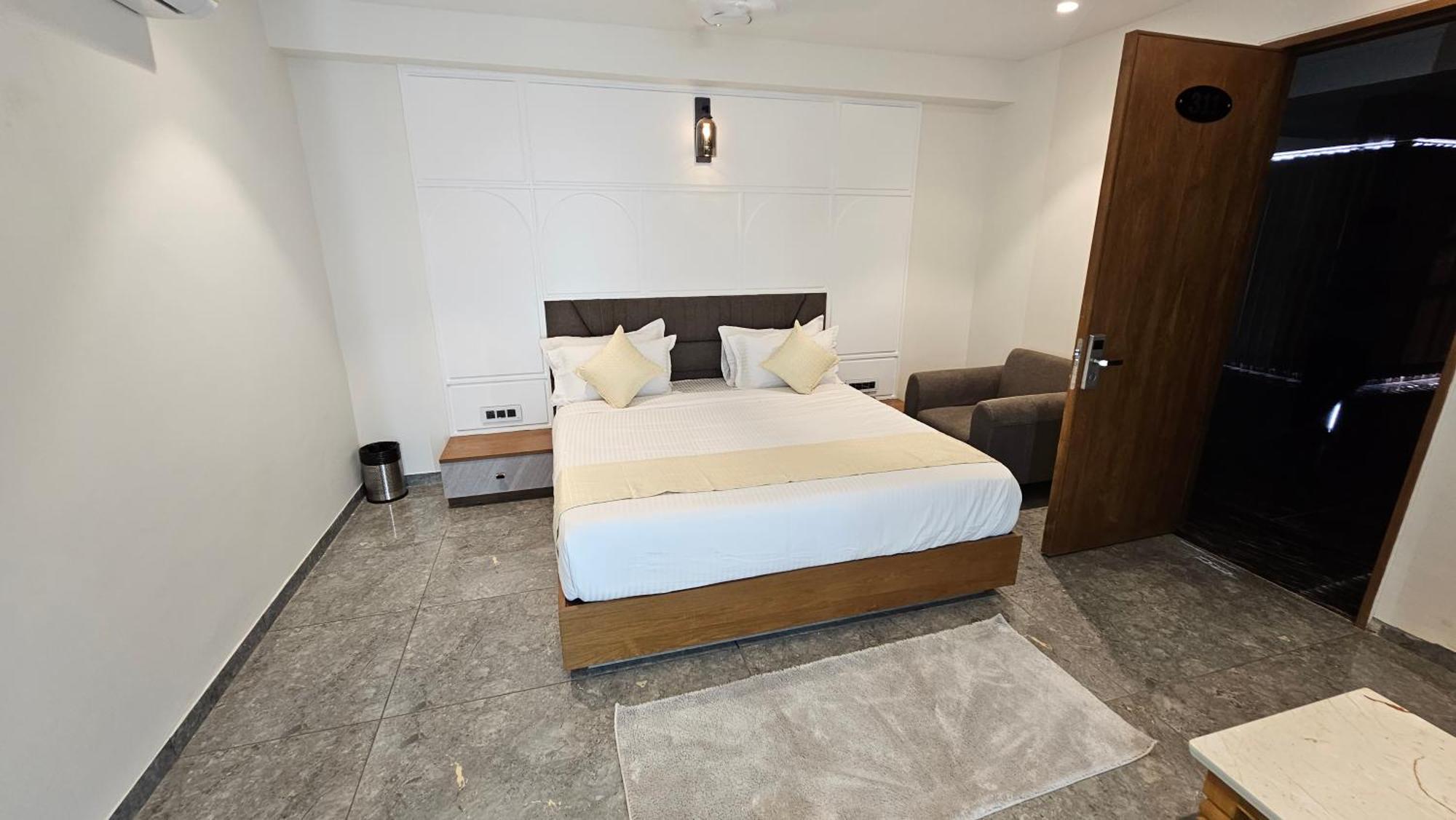 Rds Hotel Amhedabad Dış mekan fotoğraf